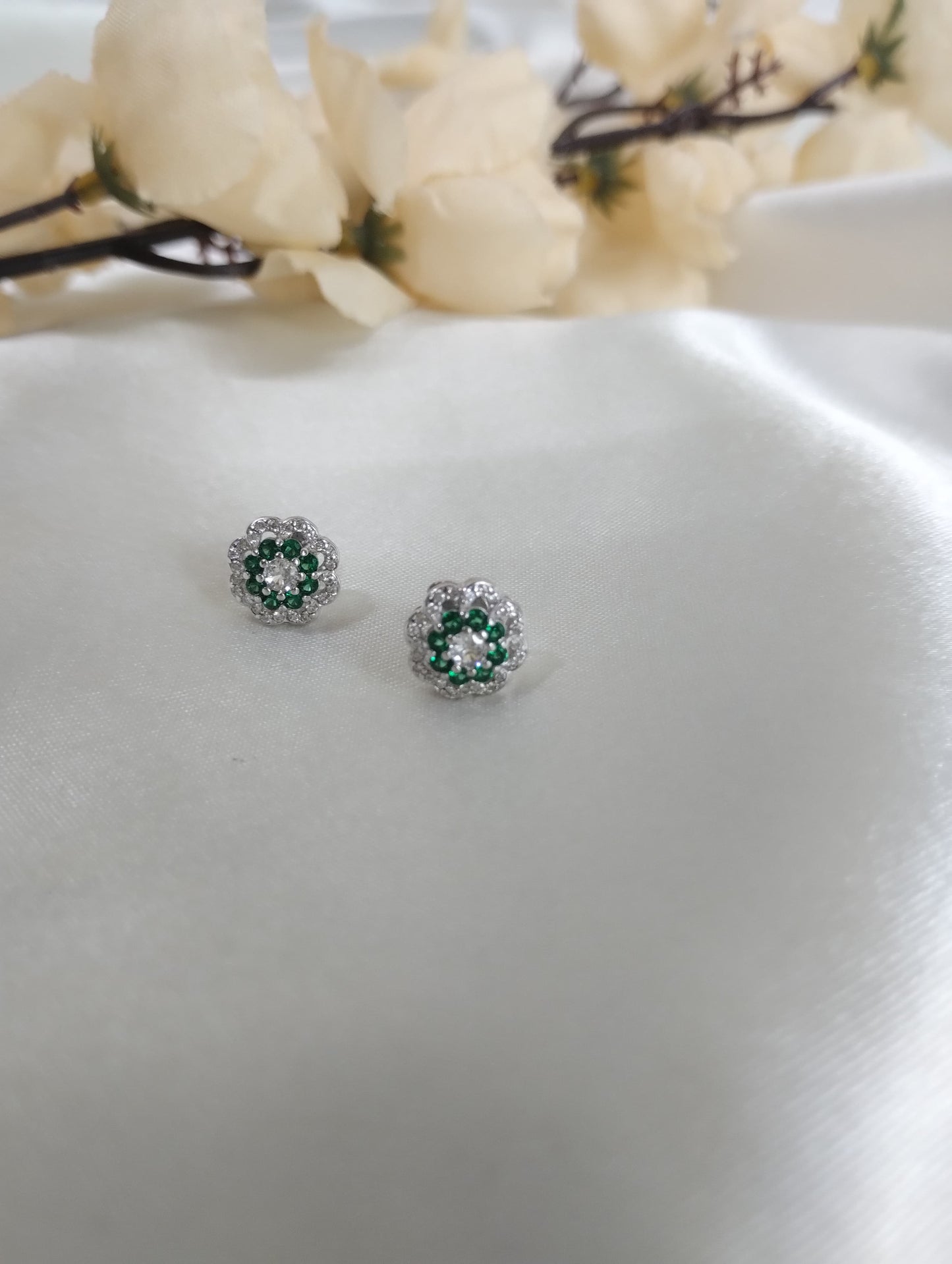 Blossom Earrings (Green)