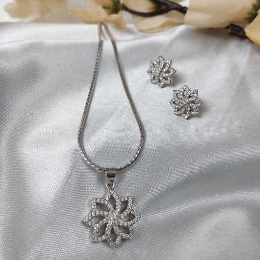 Eighternity Silver Pendant Set
