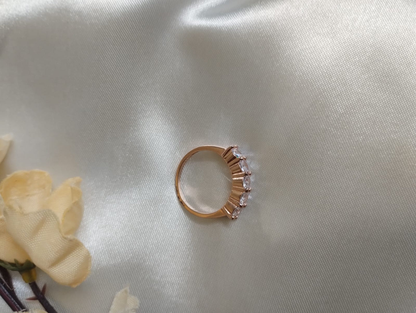 Rose Sparkle Ring