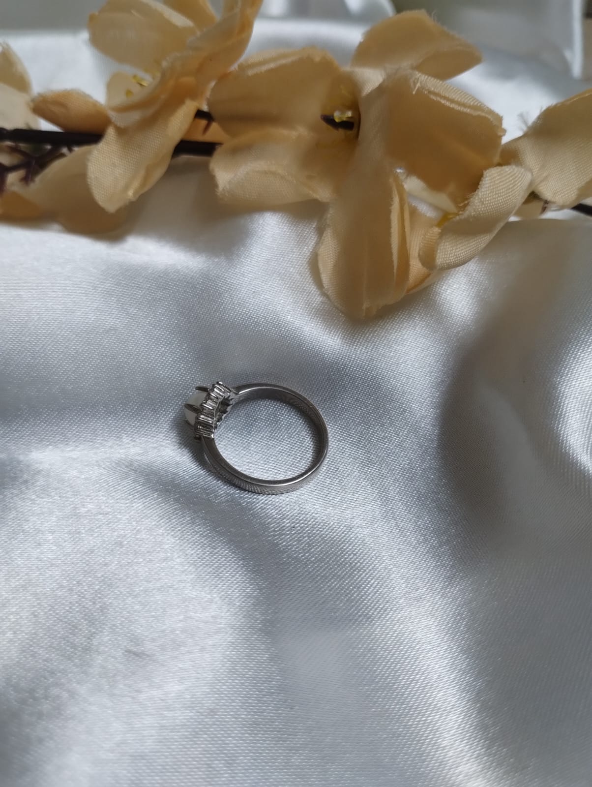 Elegant Pearl Ring