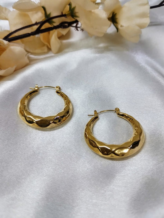 Luna Hoops