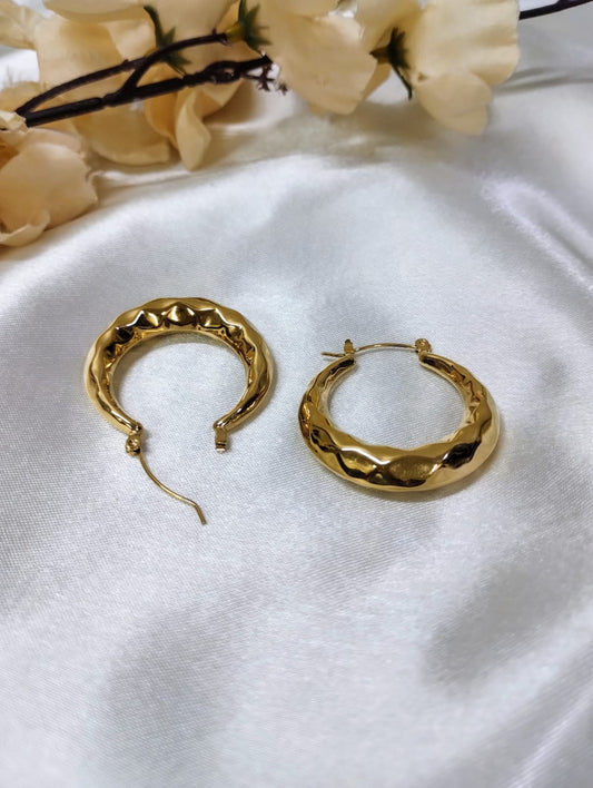 Luna Hoops