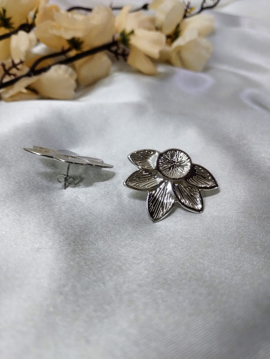 Fivora Earrings