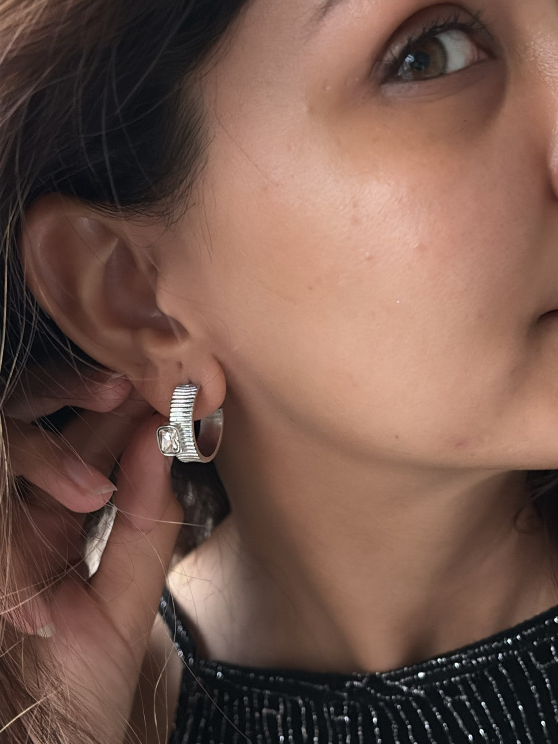 Shiny Loop Earrings