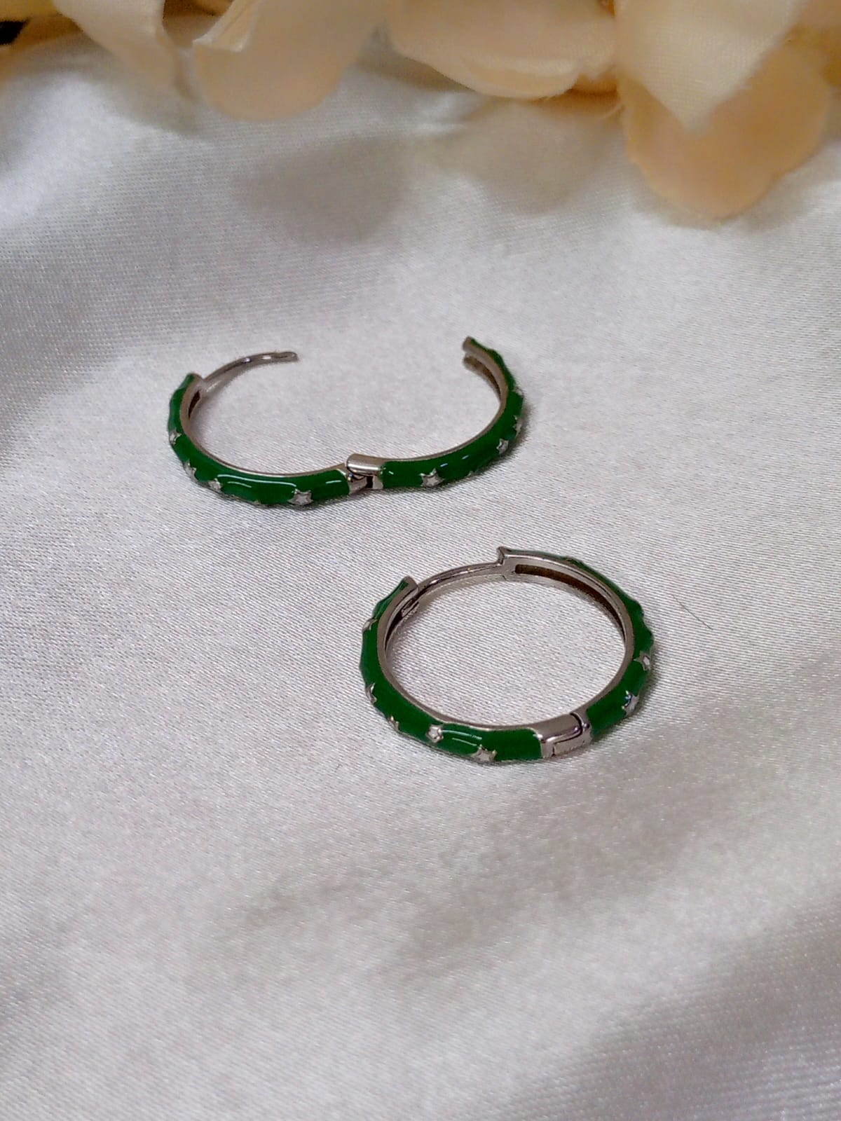 Olive Hoops