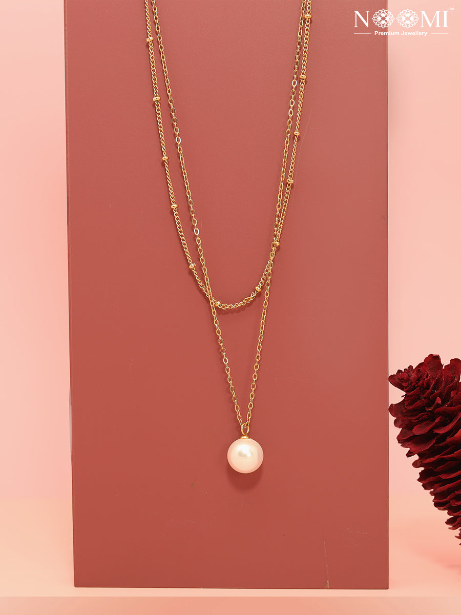 Stainless steel. Anti-tarnish. NOOMI