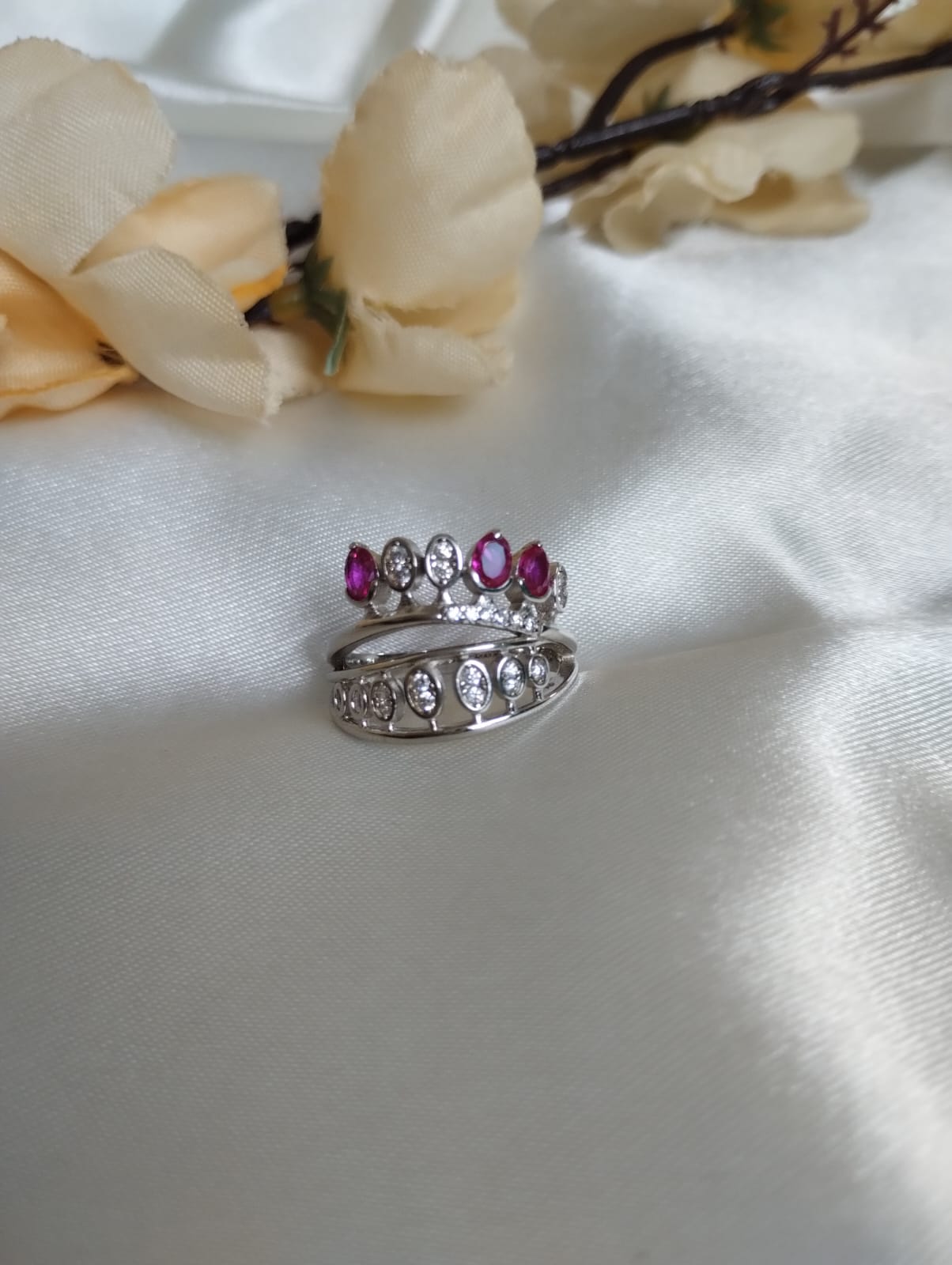 Crown Elegance Ring