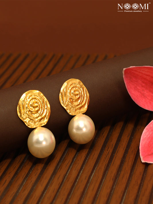 925 Silver with gold plating with Pearl Drop