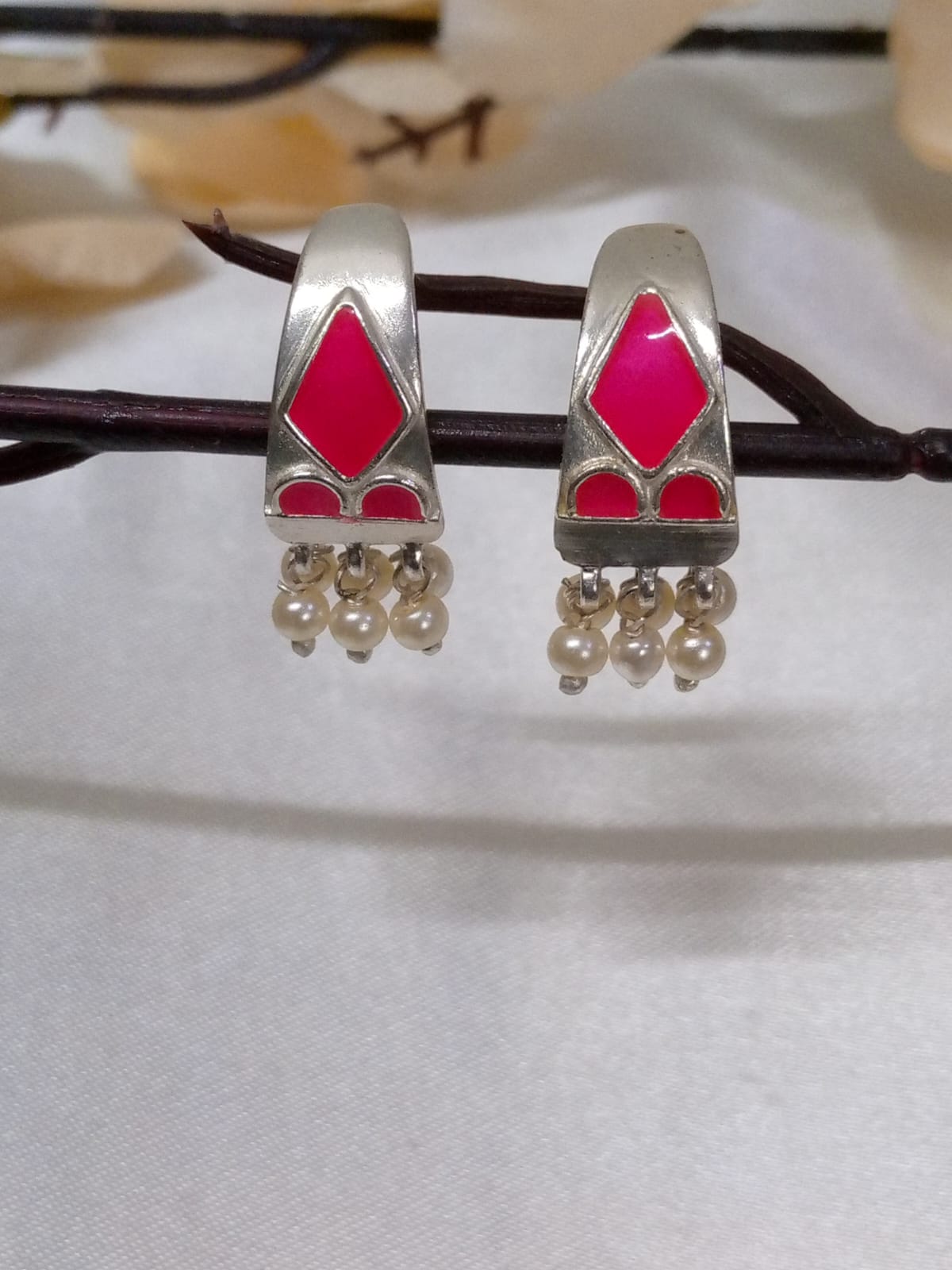 Nirvi earrings (Pink)