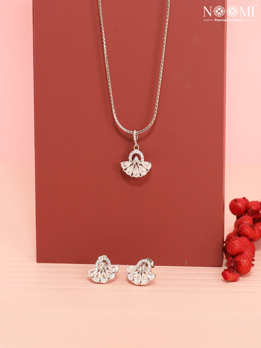 925 Silver NOOMI Designer Pendant Set