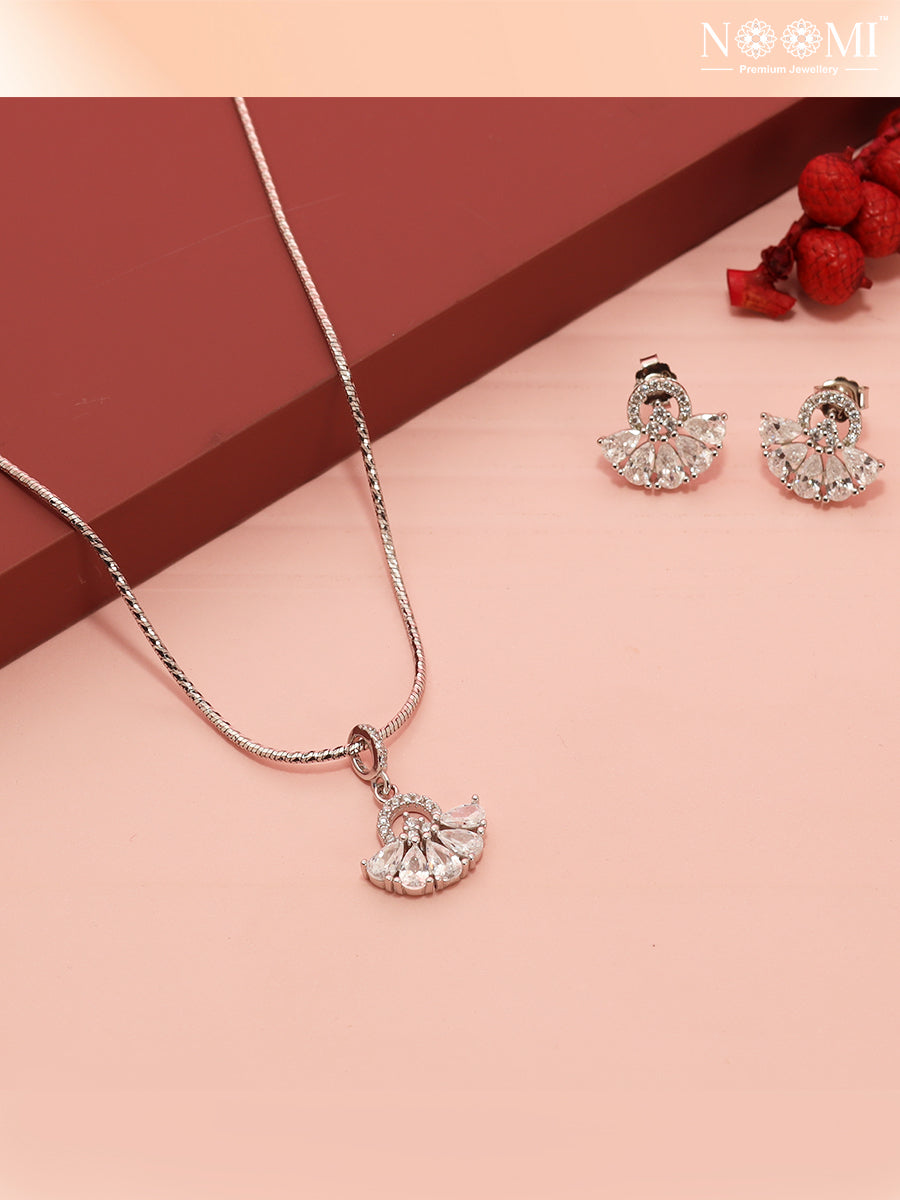 925 Silver NOOMI Designer Pendant Set