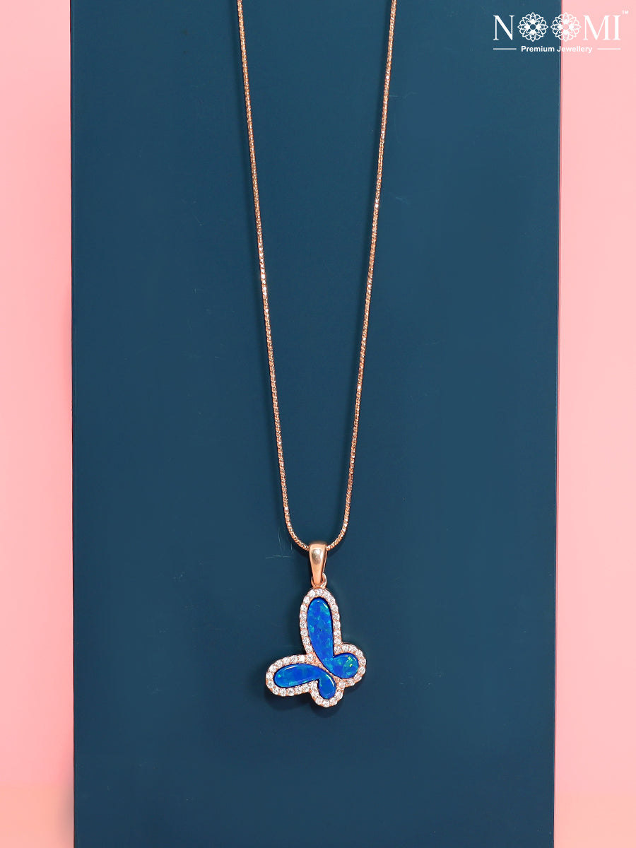 925 Silver NOOMI Designer Pendant with Chain