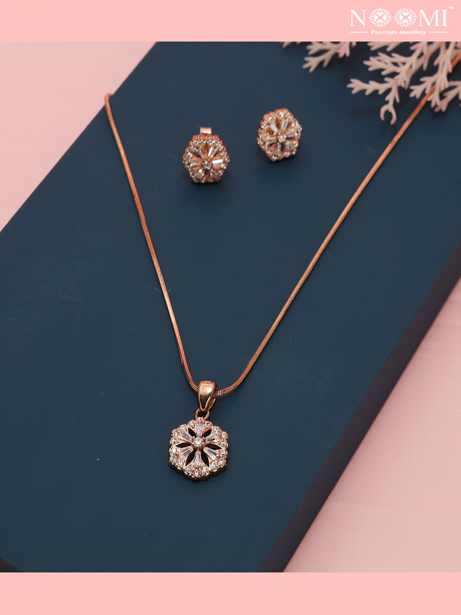 925 Silver NOOMI Designer Pendant Set