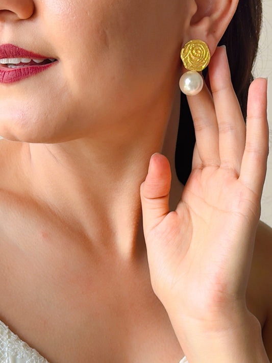 Gul Moti Earrings