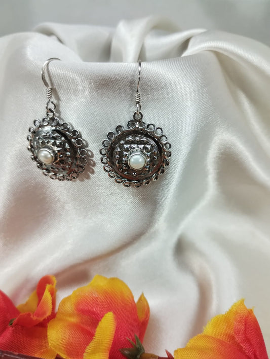 Noorika Earrings
